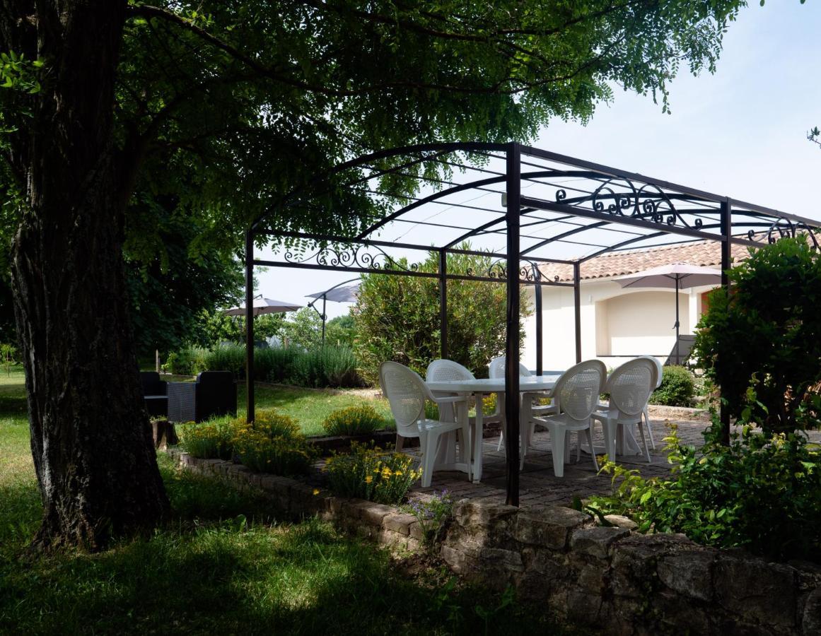 Mas De Chaufondes Bed & Breakfast Crest Bagian luar foto