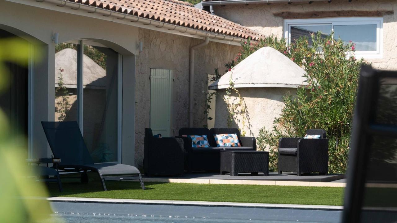 Mas De Chaufondes Bed & Breakfast Crest Bagian luar foto