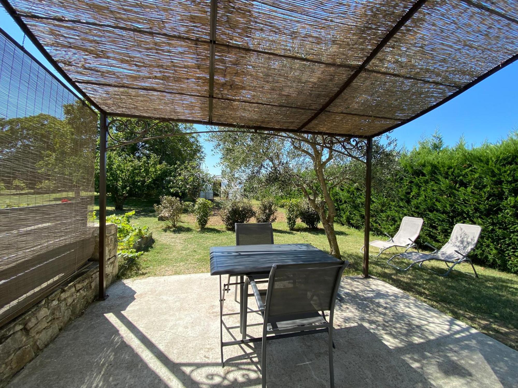 Mas De Chaufondes Bed & Breakfast Crest Bagian luar foto